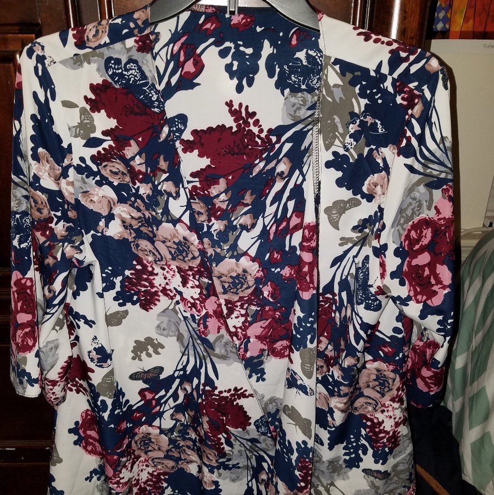 Floral kimono